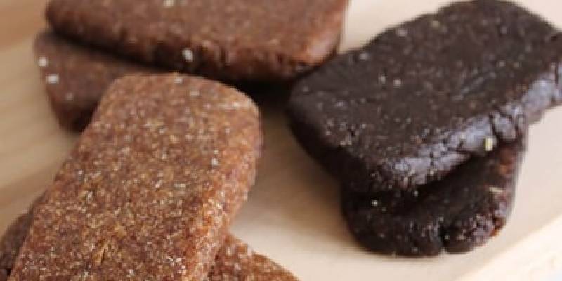 خمیر خرما مینو با رنگ طبیعی و بافت یکنواخت برای مصارف صنعتی